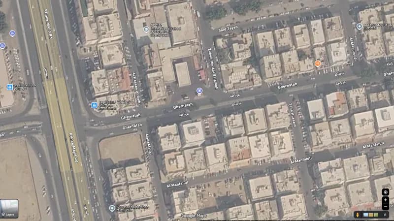 Close to main roads and daily services